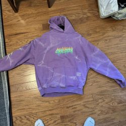 https://childishclothing.uk/