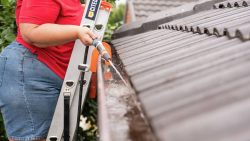 gutter cleaning winnipeg
